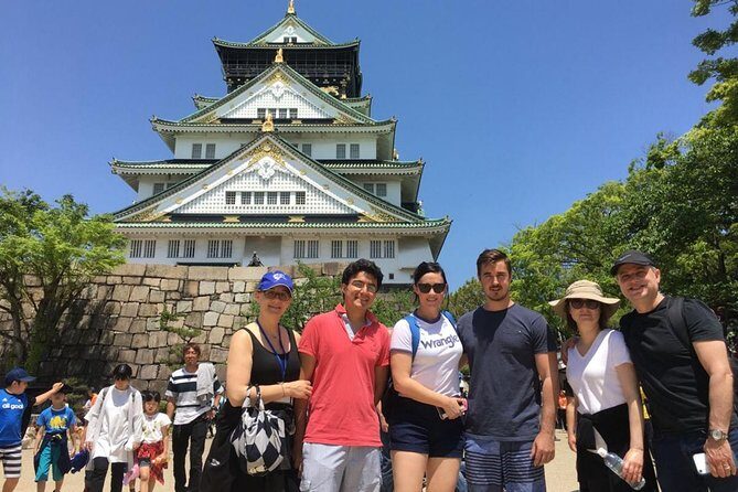 5-Hour Osaka Bike Tour to the Neighborhood of Osaka Castle - Stop 1: Osaka Tenmangu Shrine and the Local Way of Showing Respect