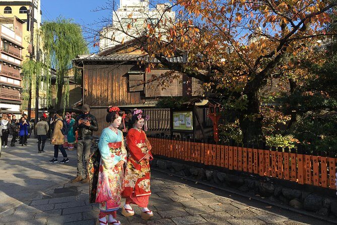 Bike Tour Exploring North Kyoto plus Lunch - Stop 3: Kinkakuji Golden Pavilion—and the ice cream break