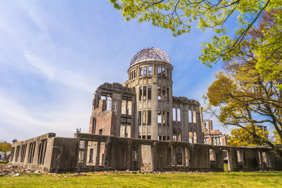 From Hiroshima: Hiroshima & Miyajima 1 Day Tour with Lunch - Hiroshima okonomiyaki lunch: a local reset, not just fuel