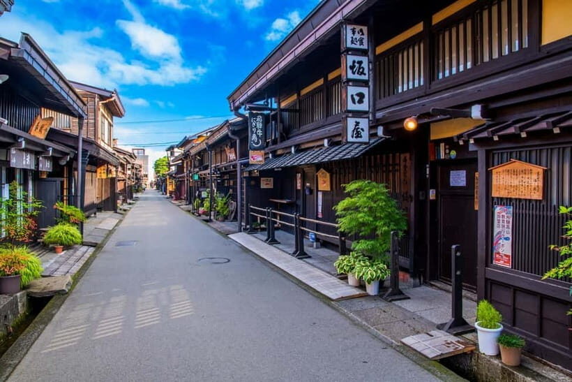 From Nagoya: Gujo, Hida Takayama, and Shirakawa-go Day Tour - UNESCO Gassho-Zukuri at Shirakawa-go and Gokayama: The Steep Roof Moment