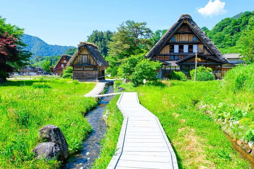 From Nagoya: Gujo, Hida Takayama, and Shirakawa-go Day Tour - Gujo Hachiman: Edo-Style Charm with Only One Hour to Roam
