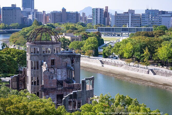 Full Day Hiroshima and Miyajima Bus Tour from Hiroshima - Miyajima island time: lunch you control, animals you don’t