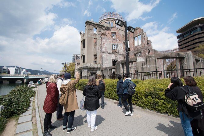 Hiroshima Peace (Heiwa) Walking Tour at World Heritage Sites - Orizuru Tower Lunch: Views, Contrast, and a Breather