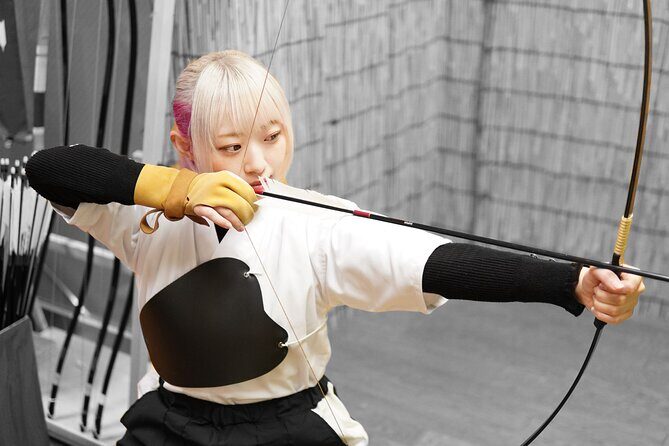 Japanesel Archery Experience HIROSHIMA CASTLE SHARAKU - How the 1-Hour Experience Flows: instruction, practice, then rounds
