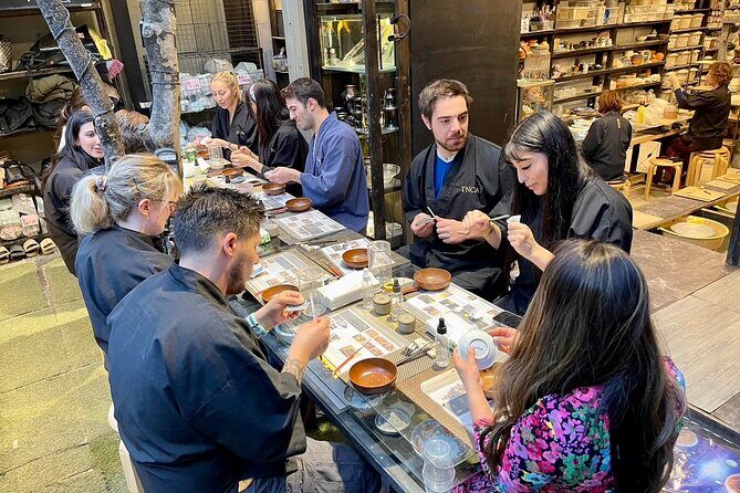 Kintsugi Experience: Art of Golden Joinery in Tokyo - What happens when you arrive at Minami-Aoyama
