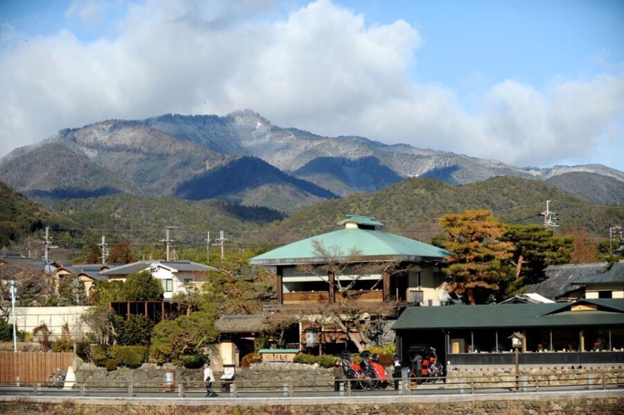Kyoto: Arashiyama Customized Rickshaw Tour & Bamboo Forest - Who should book, and who should skip