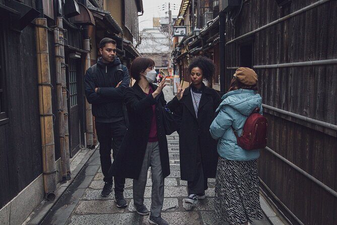 Kyoto Customized Private Tour: See Top Attractions in 1 Day - Stop 4: Arashiyama Bamboo Grove and the 45-minute reality check