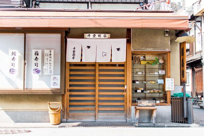 Kyoto Foodie Night Tour - Stop 1: Nishiki Market Snacks at Family-Run Counters