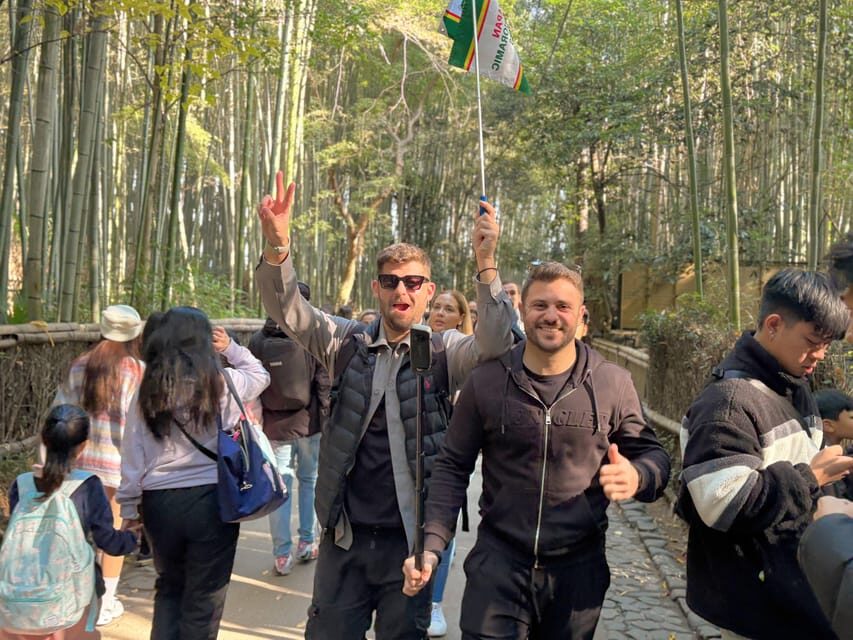 Kyoto: Fushimi Inari, Kinkakuji, Bamboo Grove 1 Day Bus Tour - Fushimi Inari Taisha: walking under thousands of torii gates