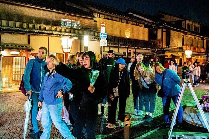 Kyoto Gion: 2-Hour Geisha Culture & History Walking Tour - Sannenzaka and Ninenzaka: Kyoto’s postcard slopes and a rumor check