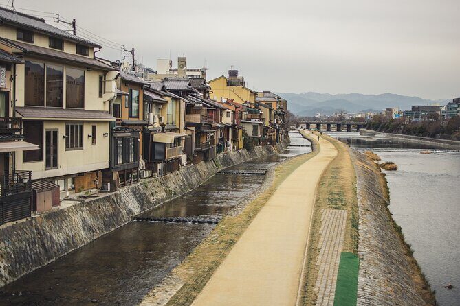 Kyoto Gion Cultural Walk & Geisha Show with Dining Options - Price and Value: Is $108 Fair for What You Get?