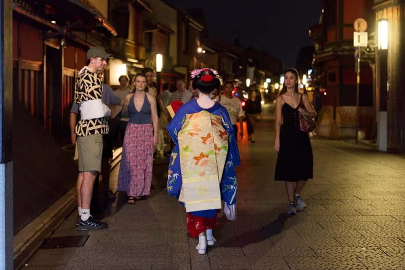 Kyoto: Gion Geisha District Walking Tour - Stories of Geisha - Pontocho Alley: the narrow street where the stories make sense