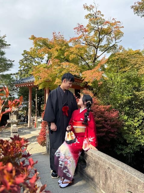 Kyoto: Kimono Rental with Hairstyling and Accessories - Getting dressed right: underlayers, belts, and straw sandals