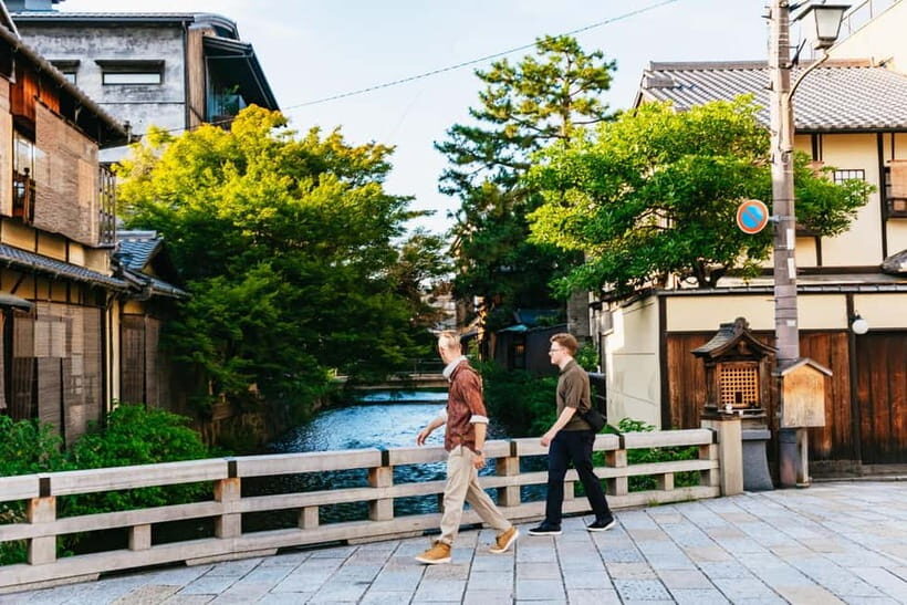 Kyoto Night All-Inclusive Eats and Streets, Gion and Beyond - Gion streets and the Geisha district context you’ll actually use