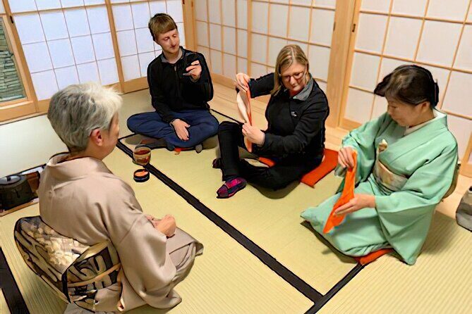 KYOTO Tea Ceremony with kimono near by Imamiya Jinjya Shrine - The Tea Room Near Daitoku-ji: Three Generations of Quiet Focus