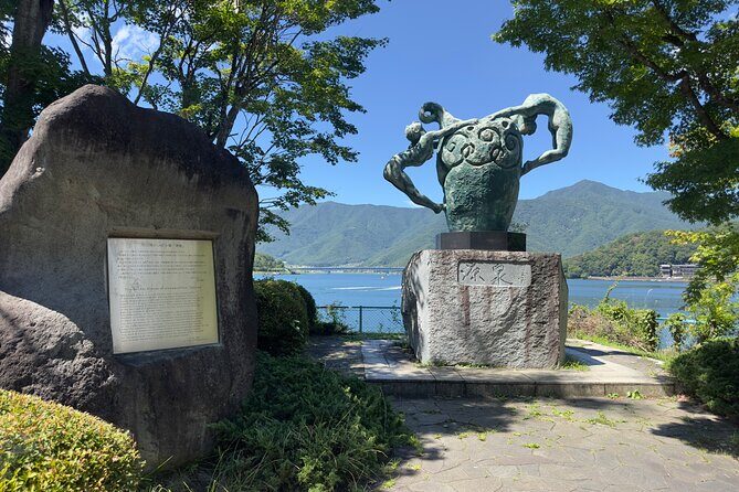 Mt. Fuji, Cherry Blossom & Shiba Sakura Pvt. Day Tour - Oshino Hakkai: World Heritage Water, Shops, and Blossom Trees