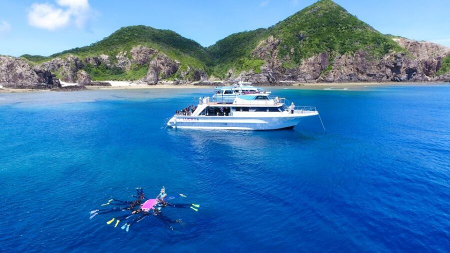 Naha, Okinawa: Keramas Island Snorkeling Day Trip with Lunch - Lunch on the water and the photo keepsake you’ll thank yourself for