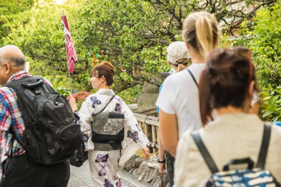 Night Walk in Gion: Kyoto's Geisha District - Value check: $21 for a guided evening with real cultural context