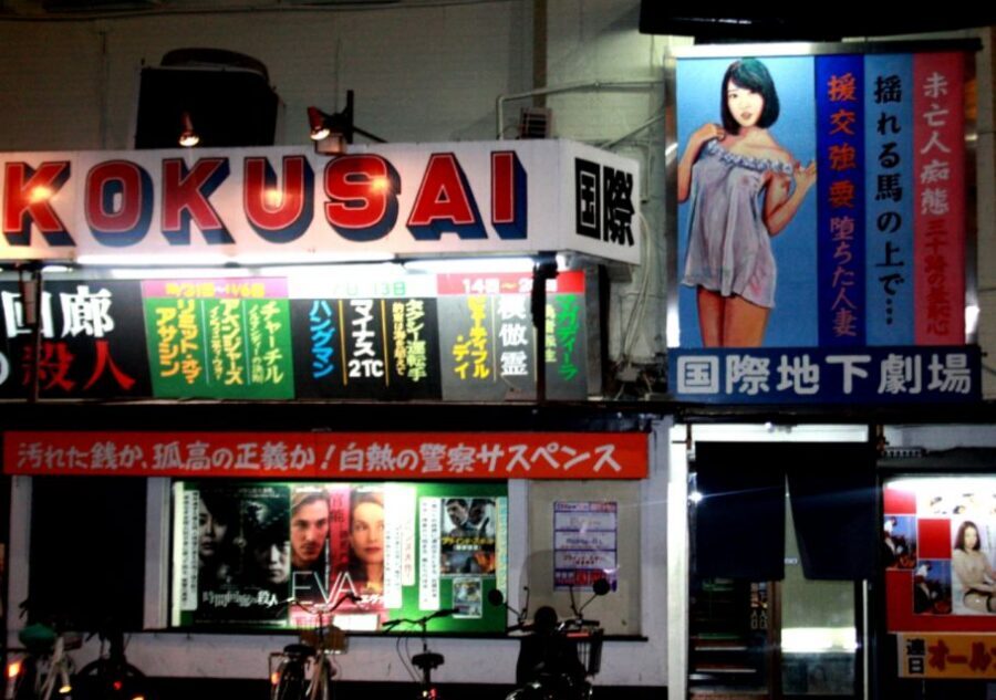 Osaka: Deep Backstreets Walking Tour with Dinner Option - How Guides Turn Tight Lanes Into a Story You Can Follow