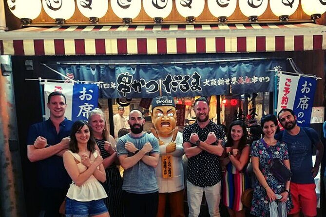 Osaka Kickstart: Hotspots & Hidden Gems Tour - Kuromon Market and the cosplay/game lanes: seafood heaven plus style and screens