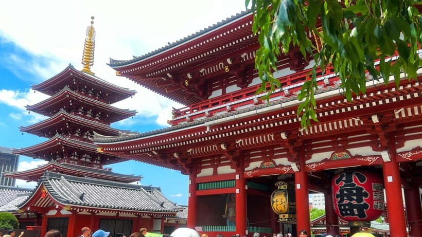 Tokyo: Asakusa and Tokyo’s Oldest Temple Senso-ji Tour - Why Senso-ji and Asakusa feel like Tokyo’s real roots