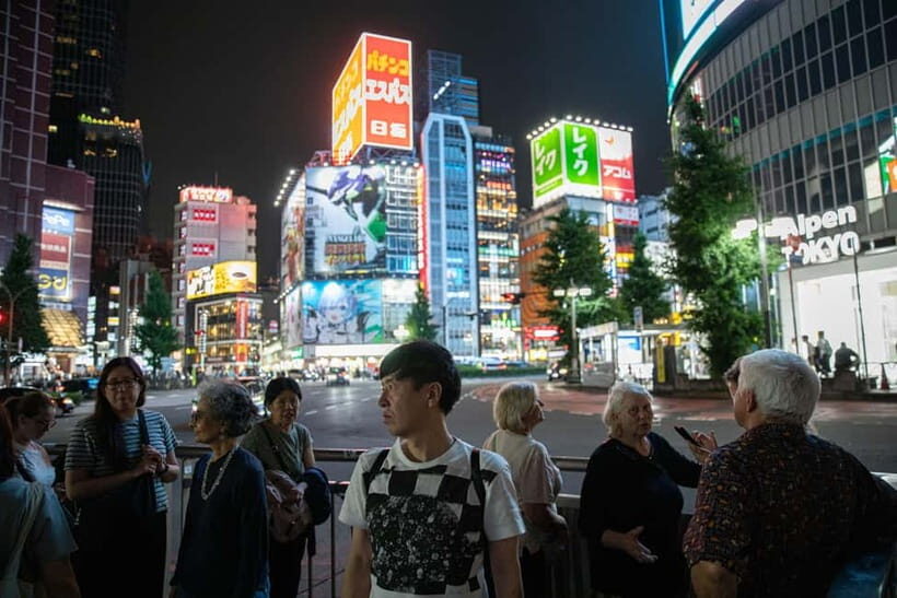 Tokyo: Dark Side of Tokyo Shinjuku Red Light Walking Tour - Meeting in Shinjuku Station: the East Exit Police Box is your friend