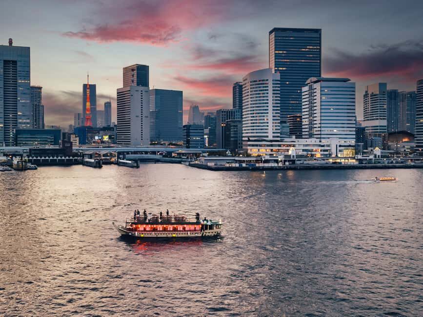 Tokyo Dinner Cruise & Tradition Show & Drinks & Tokyo Tower - Tokyo Tower at the end: how 150 meters of views fits your night