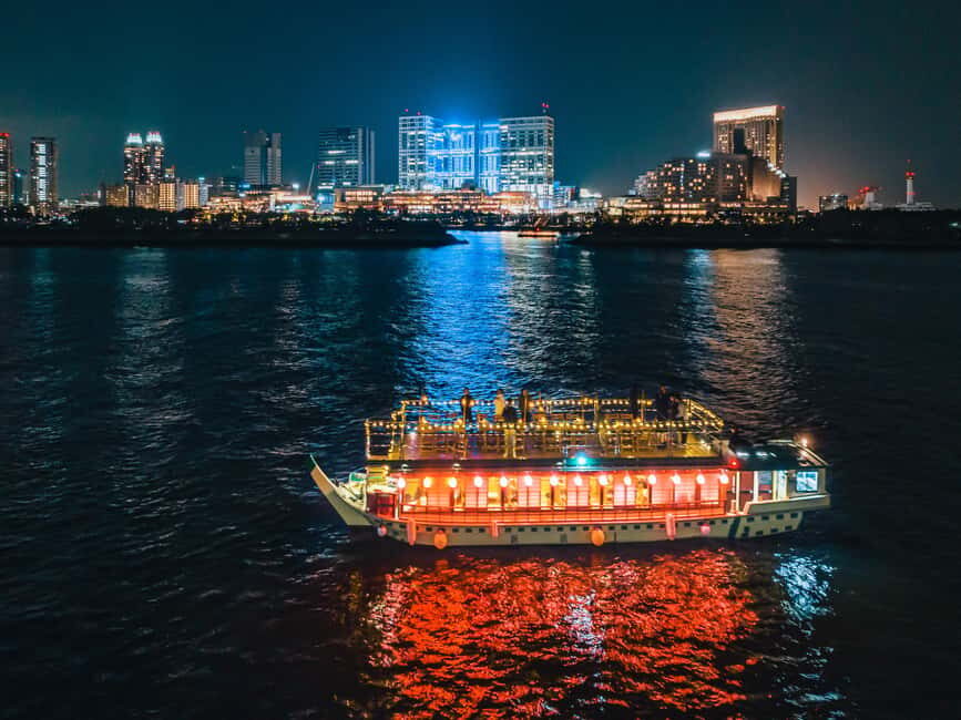 Tokyo Dinner Cruise & Tradition Show & Drinks & Tokyo Tower - Who should book this and who should skip it