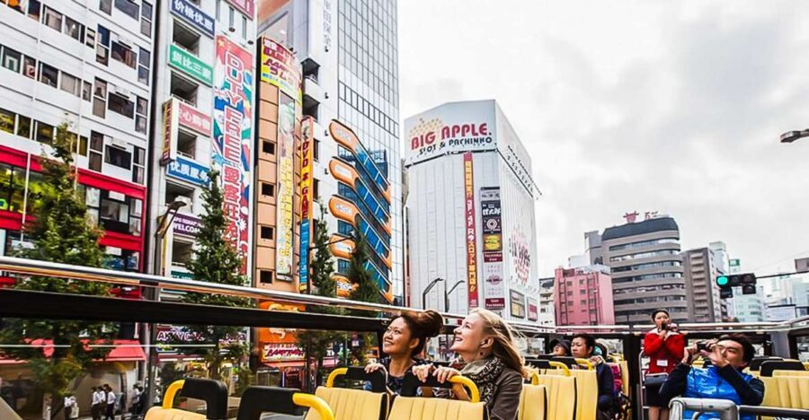 Tokyo: Hop-On Hop-Off Sightseeing Bus Ticket - Audio guide on your phone: 10 languages, earphones, and how to avoid hiccups