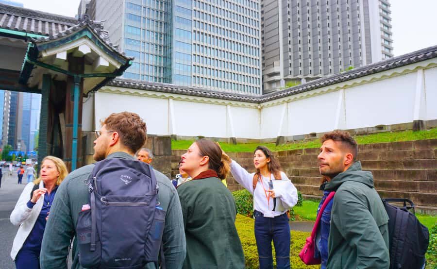 Tokyo: Imperial Palace Japanese History Walking Tour - Is $32 Good Value for an Imperial Palace History Walk?