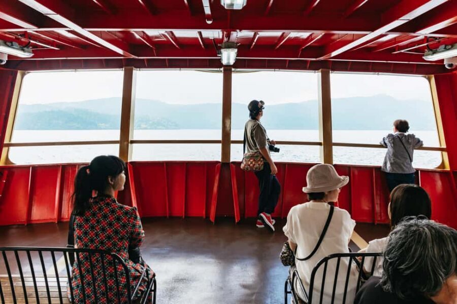 Tokyo: Mt. Fuji, Kamakura, Big Buddha, & Lake Ashi Day Trip - Oishi Park and Lake Kawaguchi: timing your best Fuji moment