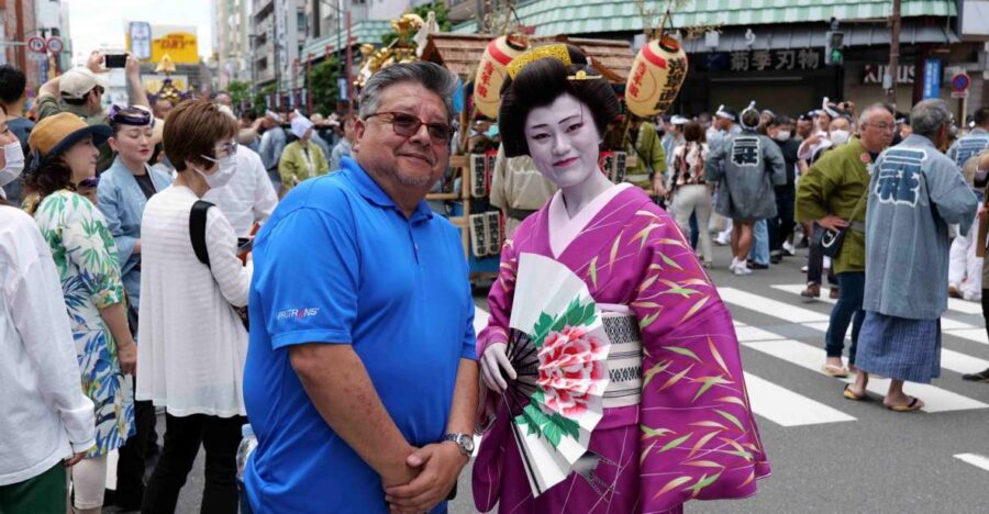 Tokyo: Private Custom Walking Tour with Local Guide - Getting around Tokyo: the practical payoff of having a guide