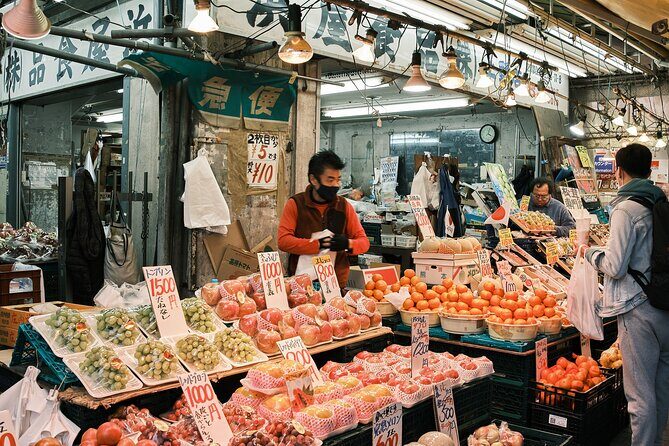 Tokyo: Private Walking Tour with a Local Guide - Why Tokyo walking tours work best with a local guide