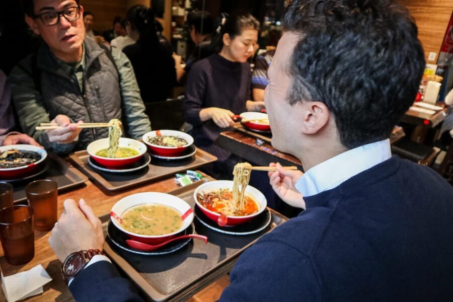 Tokyo: Ramen Tasting Tour with 6 Mini Bowls of Ramen - Shinjuku Route: Tokyo classics, rich chicken, and luxurious fish or chicken