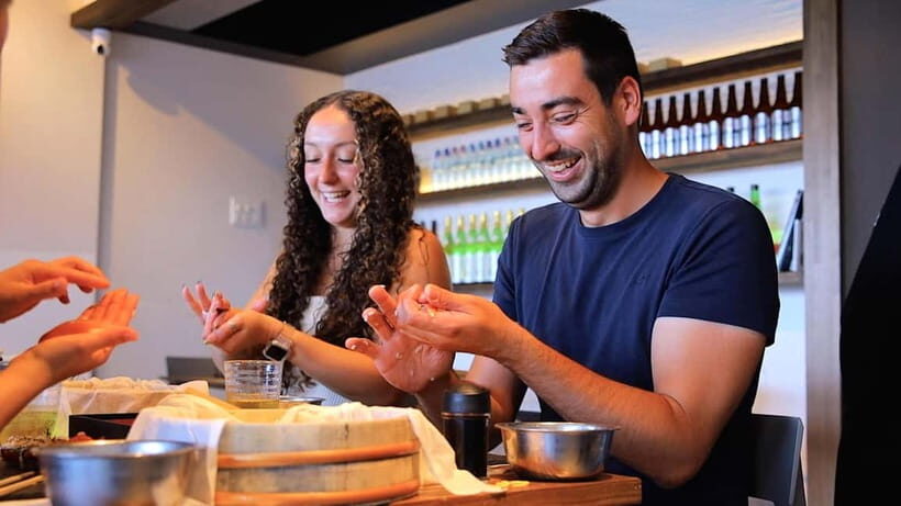 Tokyo: Roll and Authentic Sushi Making Class in Asakusa - Price and time: what $58 really buys you