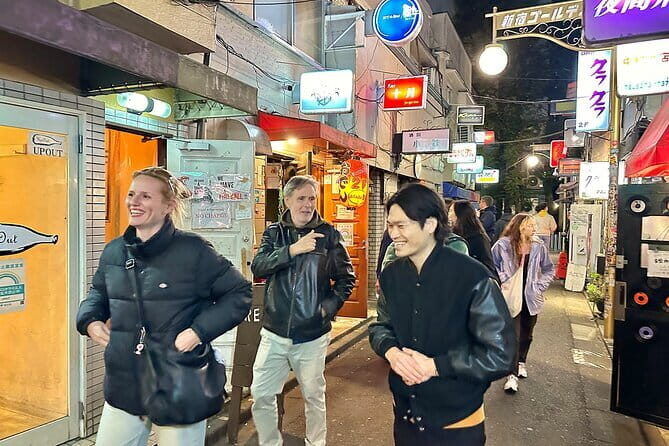 Tokyo: Shinjuku Historical Walking Tour & Secret Backstreets - Hanazono Shrine: a calm reset inside busy Shinjuku