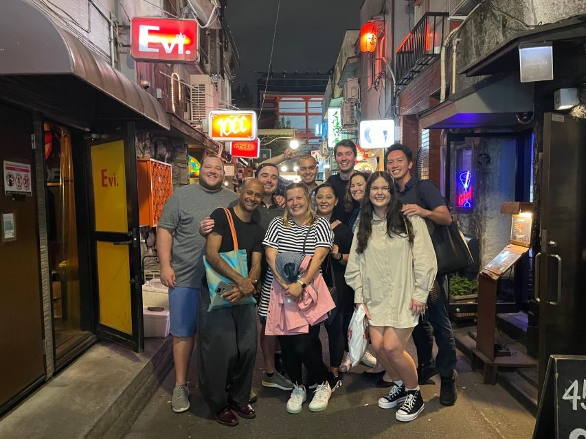 Tokyo: Shinjuku Local Bar and Izakaya Guided Walking Tour - Golden Gai: why the door matters in a backstreet bar world