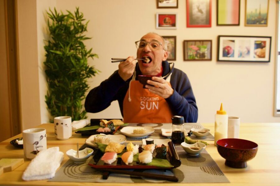 Tokyo: Sushi Making Class - What you actually make: nigiri, inari, hosomaki, and a California roll