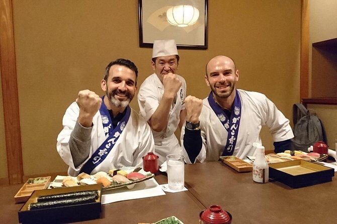 Tsukiji Fish Market Guided Tour and Sushi Making with Pro Chef - The Market Walk: What You Actually Learn While You’re Walking