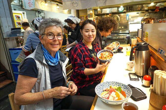 Tsukiji Fish Market Small-Group Food Walking Tour - Small-group advantage: what max 7 really changes